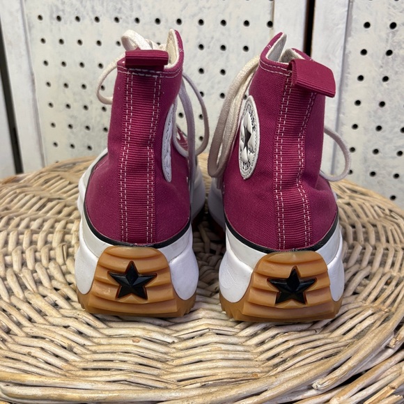 Converse - Picture 3 of 7